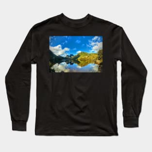 Cradle Mountain, Tasmania, Australia. Long Sleeve T-Shirt